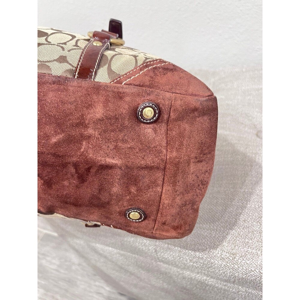 COACH SIGNATURE GALLERY tote.. - Picture 7 of 10